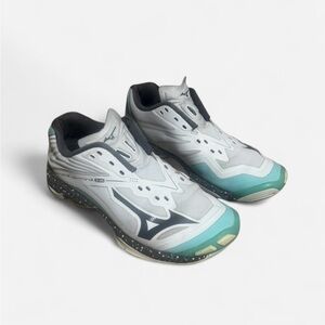 Mizuno Wave Lightening Z6 with New Laces
